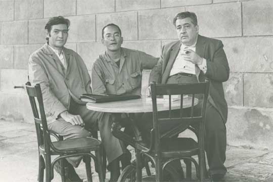 julio-cortazar-chino-lopez-y-lezama-lima-en-la-habana-cuba-1966.jpg (540×360)