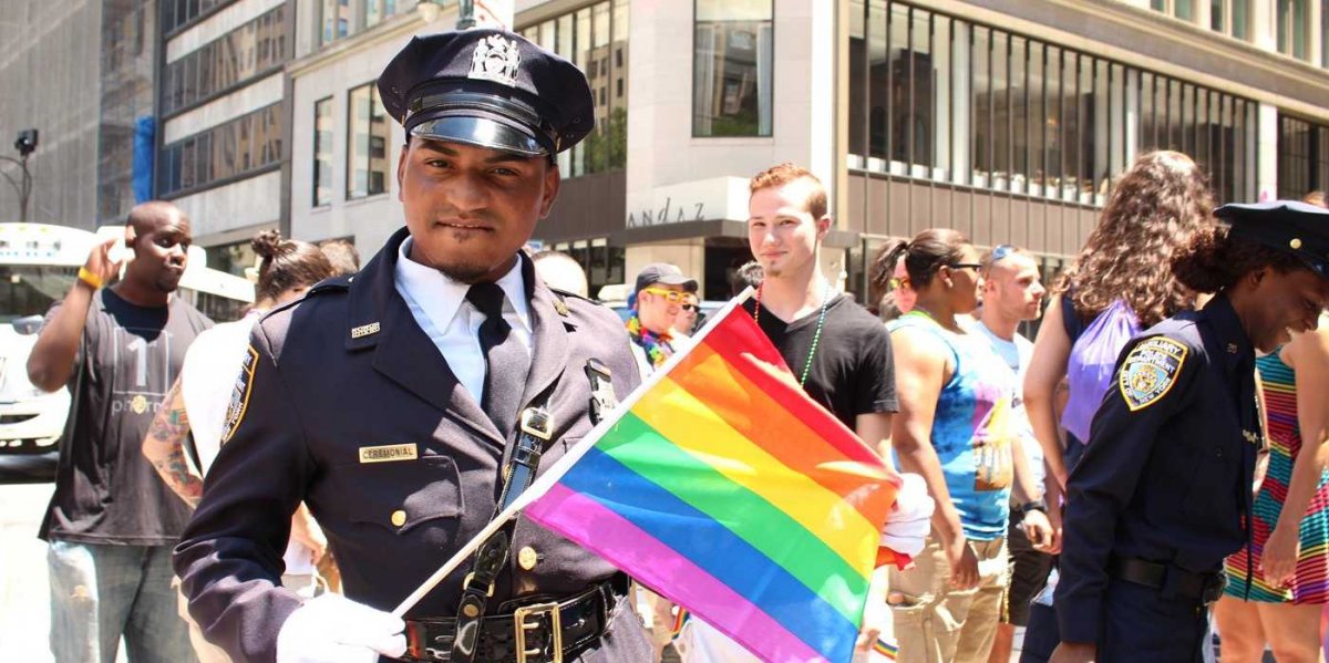 nyc-pride-parade-march-police-officer.jpg (1200×599)